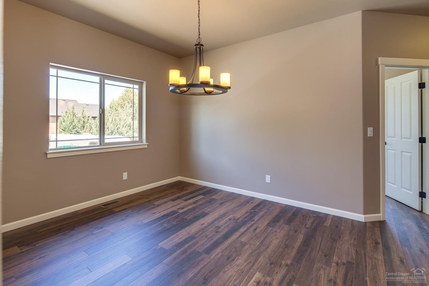 Kian Canyon - Residential