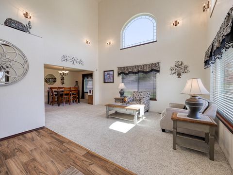 Tiny photo for 9015 Arant Road, Klamath Falls, OR 97603 (MLS # 220220116)