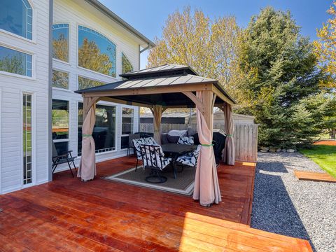 Tiny photo for 9015 Arant Road, Klamath Falls, OR 97603 (MLS # 220220116)