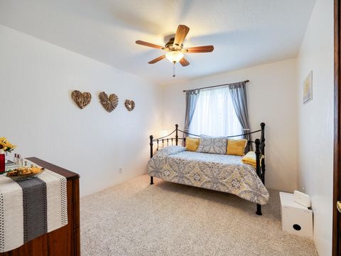 Tiny photo for 9015 Arant Road, Klamath Falls, OR 97603 (MLS # 220220116)