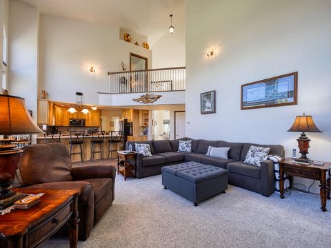 Tiny photo for 9015 Arant Road, Klamath Falls, OR 97603 (MLS # 220220116)
