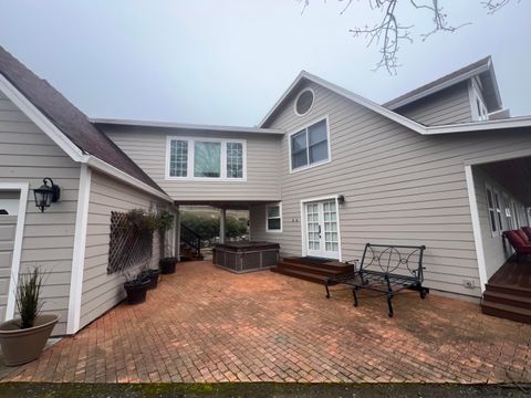 Tiny photo for 6015 Dark Hollow Road, Medford, OR 97501 (MLS # 220212915)