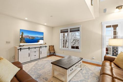 Tiny photo for 6015 Dark Hollow Road, Medford, OR 97501 (MLS # 220212915)