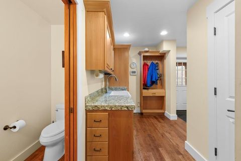 Tiny photo for 6015 Dark Hollow Road, Medford, OR 97501 (MLS # 220212915)