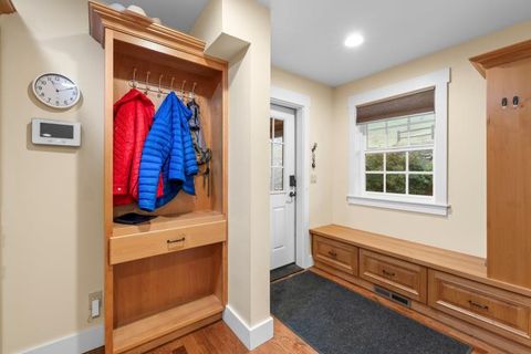 Tiny photo for 6015 Dark Hollow Road, Medford, OR 97501 (MLS # 220212915)