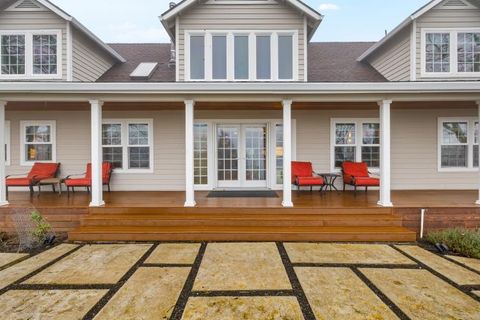 Tiny photo for 6015 Dark Hollow Road, Medford, OR 97501 (MLS # 220212915)