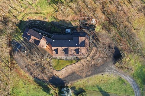 Tiny photo for 6015 Dark Hollow Road, Medford, OR 97501 (MLS # 220212915)