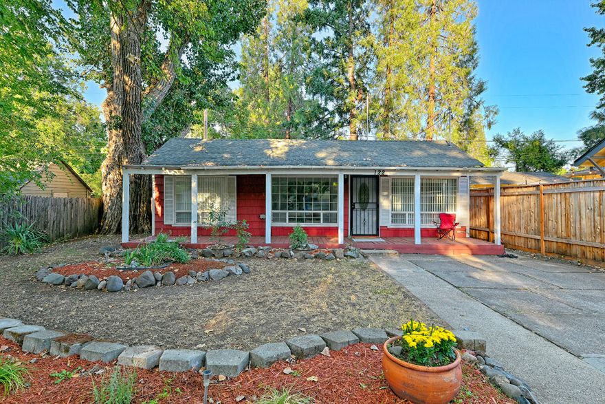 Nestled in the heart of historic East Medford, this 3-bedroom, 1-bath, 1,382 sq. ft. home beautifully combines timeless character with modern updates. Set on a 0.16-acre lot, it's surrounded by an immaculately landscaped front yard and mature native hardwood trees that provide both shade and curb appeal.
Inside, bright and welcoming living spaces are filled with natural light from classic front-facing small-pane windows. Recent improvements include fresh interior paint, new carpet, updated lighting, and all-new electrical and plumbing systems. The remodeled kitchen showcases new cabinets, hardware, tile, and a stainless-steel appliance package, while the bathroom has been tastefully refreshed. Year-round comfort is provided by a new mini-split heating and cooling system.
With its prime location, thoughtful upgrades, and neighborhood charm, this move-in-ready home is waiting to welcome its next owners.
