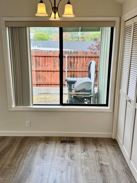 Tiny photo for 1026 NE A Street, Grants Pass, OR 97526 (MLS # 220219755)