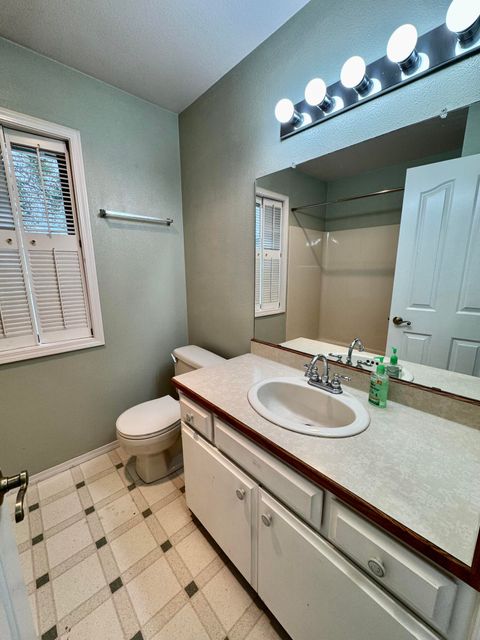 Tiny photo for 1026 NE A Street, Grants Pass, OR 97526 (MLS # 220219755)