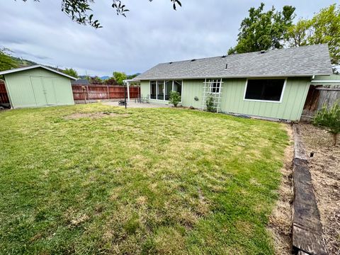 Tiny photo for 1026 NE A Street, Grants Pass, OR 97526 (MLS # 220219755)