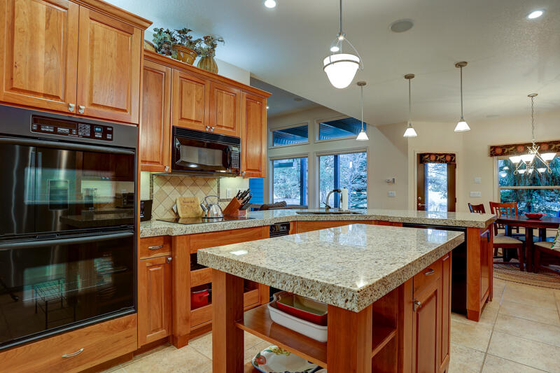 Ridge At Eagle Crest - Residential