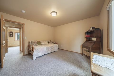 Tiny photo for 53530 Bridge Drive, La Pine, OR 97739 (MLS # 220202546)