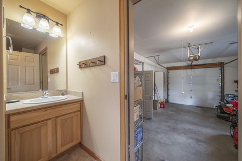 Tiny photo for 53530 Bridge Drive, La Pine, OR 97739 (MLS # 220202546)