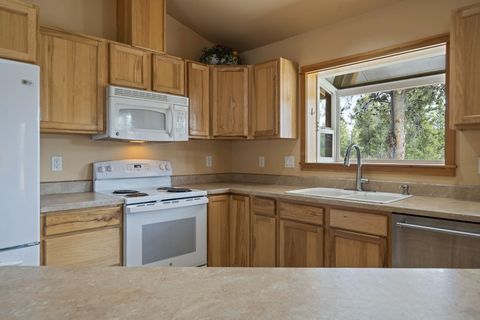 Tiny photo for 53530 Bridge Drive, La Pine, OR 97739 (MLS # 220202546)