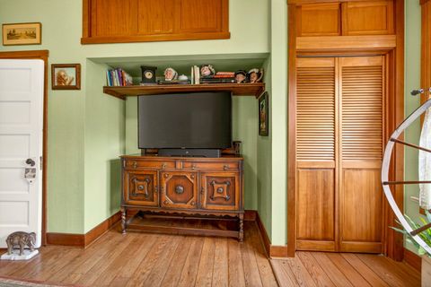 Tiny photo for 156 8th Street, Ashland, OR 97520 (MLS # 220215618)