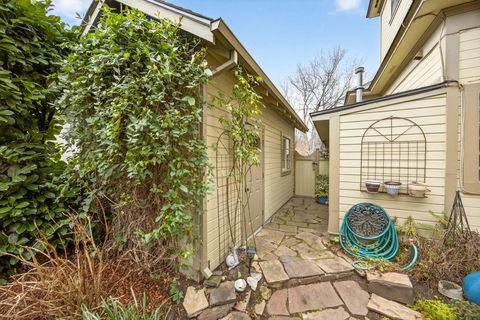 Tiny photo for 156 8th Street, Ashland, OR 97520 (MLS # 220215618)
