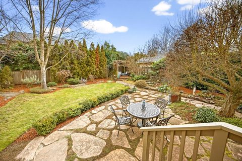 Tiny photo for 156 8th Street, Ashland, OR 97520 (MLS # 220215618)