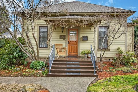 Tiny photo for 156 8th Street, Ashland, OR 97520 (MLS # 220215618)