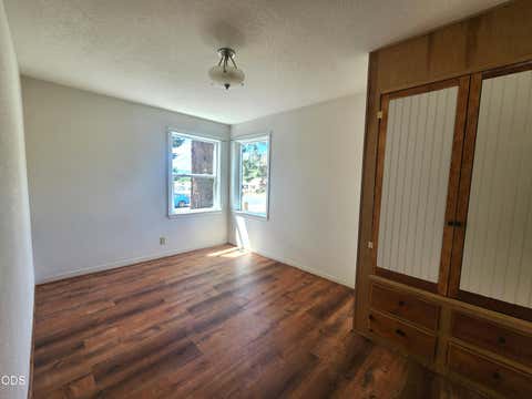Tiny photo for 5038 Shasta Way, Klamath Falls, OR 97603 (MLS # 220225921)