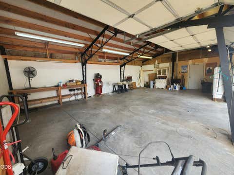 Tiny photo for 5038 Shasta Way, Klamath Falls, OR 97603 (MLS # 220225921)