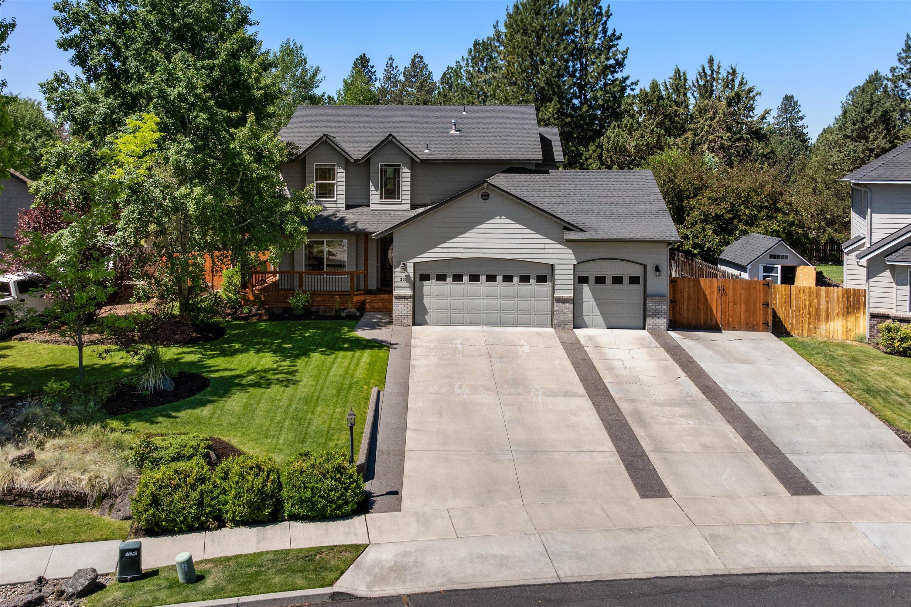 Hollow Pine Estate - Residential