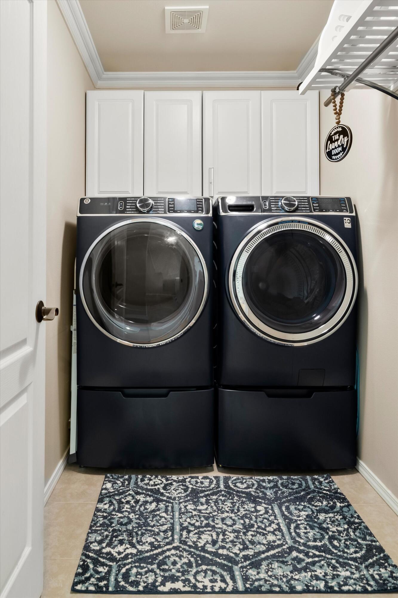 Hollow Pine Estate - Residential