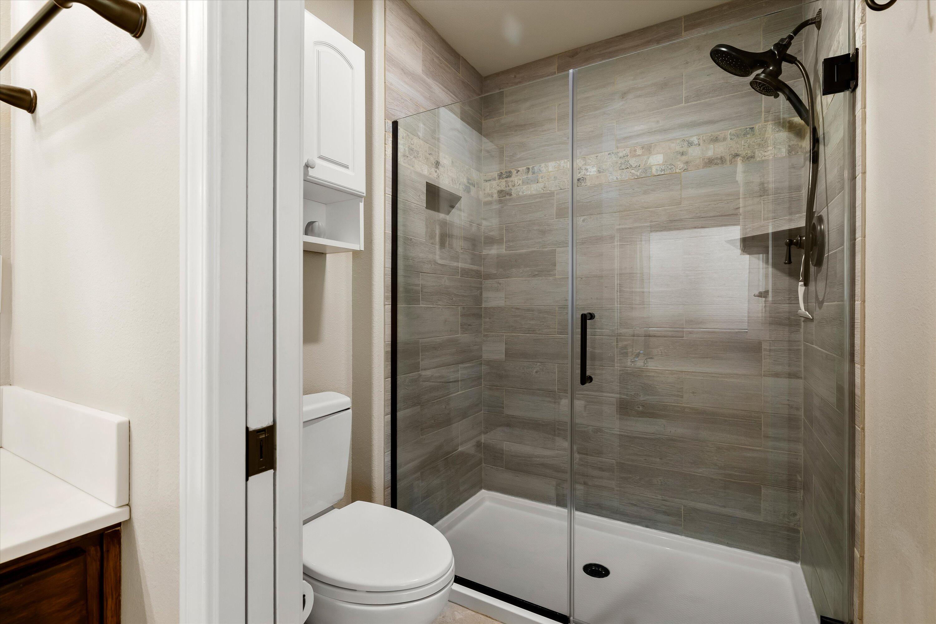 Hollow Pine Estate - Residential