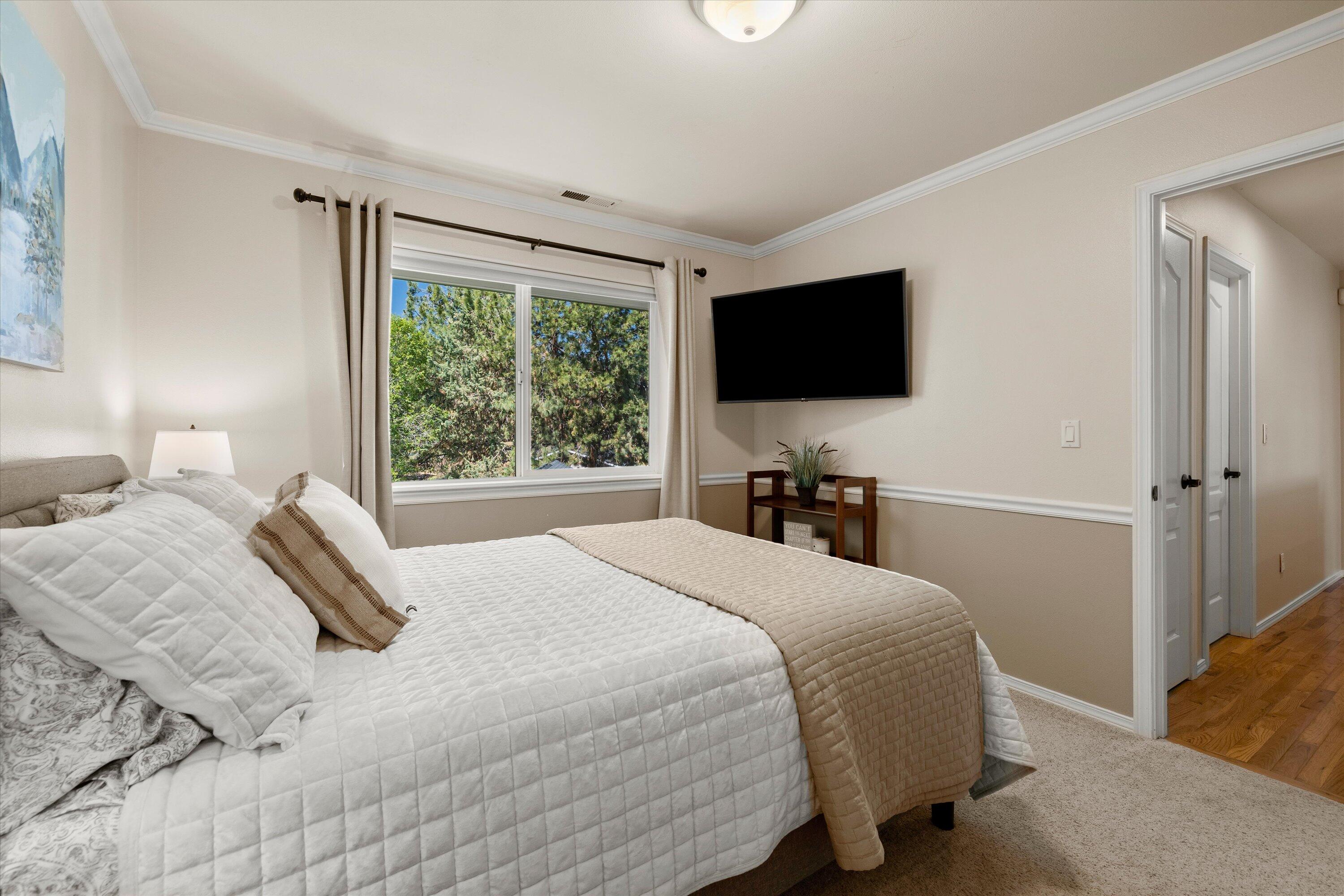 Hollow Pine Estate - Residential