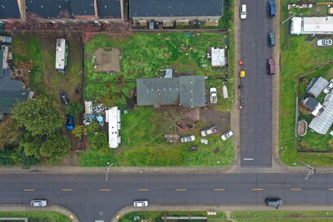 Tiny photo for 3400 Avenue C, White City, OR 97503 (MLS # 220212795)