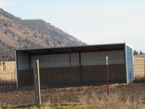Tiny photo for 29277 N Highway 97 Highway N #251122, Chiloquin, OR 97624 (MLS # 220215440)