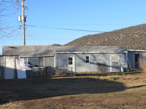 Tiny photo for 29277 N Highway 97 Highway N #251122, Chiloquin, OR 97624 (MLS # 220215440)