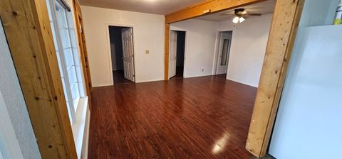 Tiny photo for 2513 Wantland Avenue, Klamath Falls, OR 97601 (MLS # 220213267)