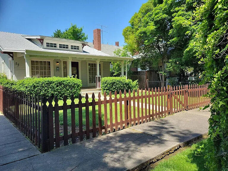 Bungalow Addition (medford) - Residential