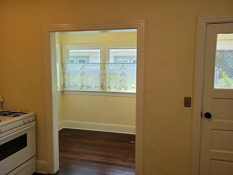 Bungalow Addition (medford) - Residential