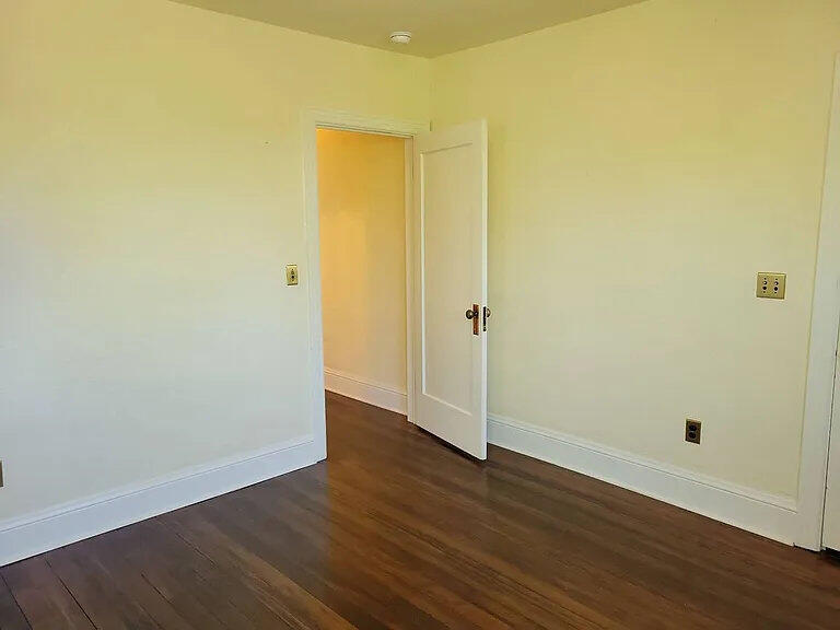 Bungalow Addition (medford) - Residential