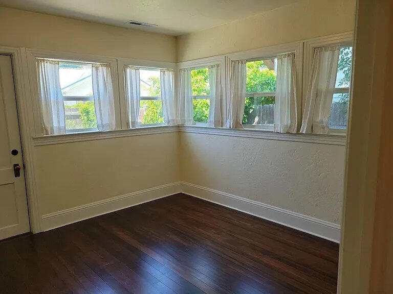 Bungalow Addition (medford) - Residential