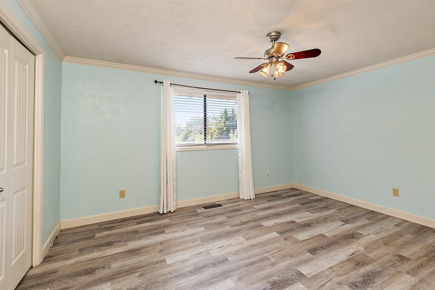 Royal Greens Estates Unit 1 - Residential