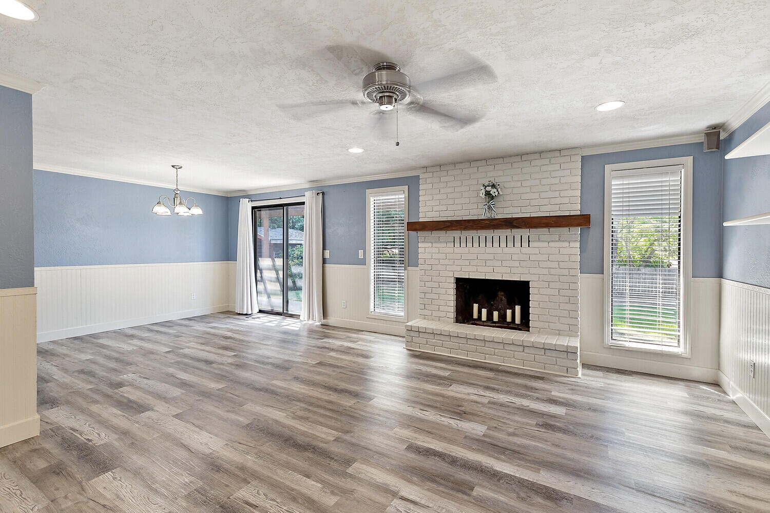 Royal Greens Estates Unit 1 - Residential