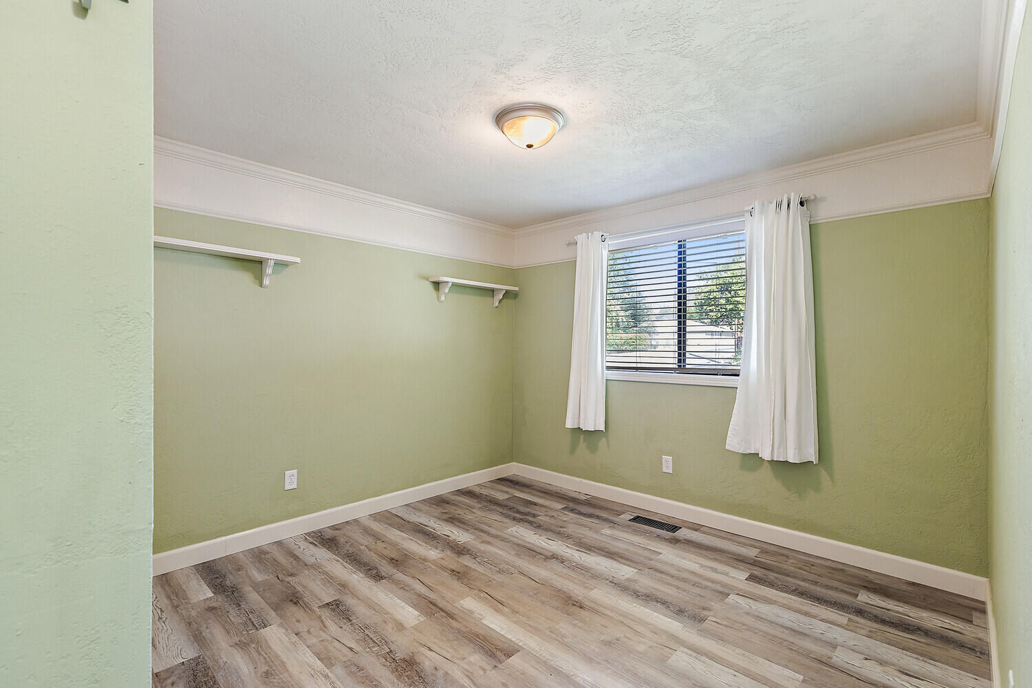 Royal Greens Estates Unit 1 - Residential