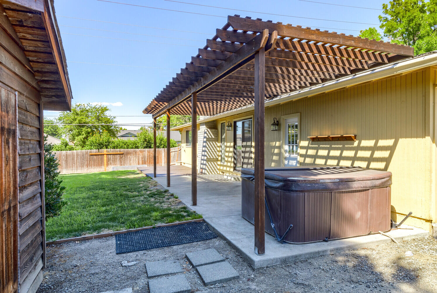 Royal Greens Estates Unit 1 - Residential