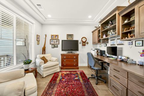 Tiny photo for 4084 Crystal Springs Drive, Medford, OR 97504 (MLS # 220216985)