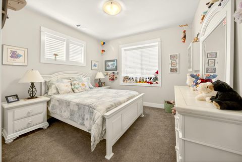 Tiny photo for 4084 Crystal Springs Drive, Medford, OR 97504 (MLS # 220216985)