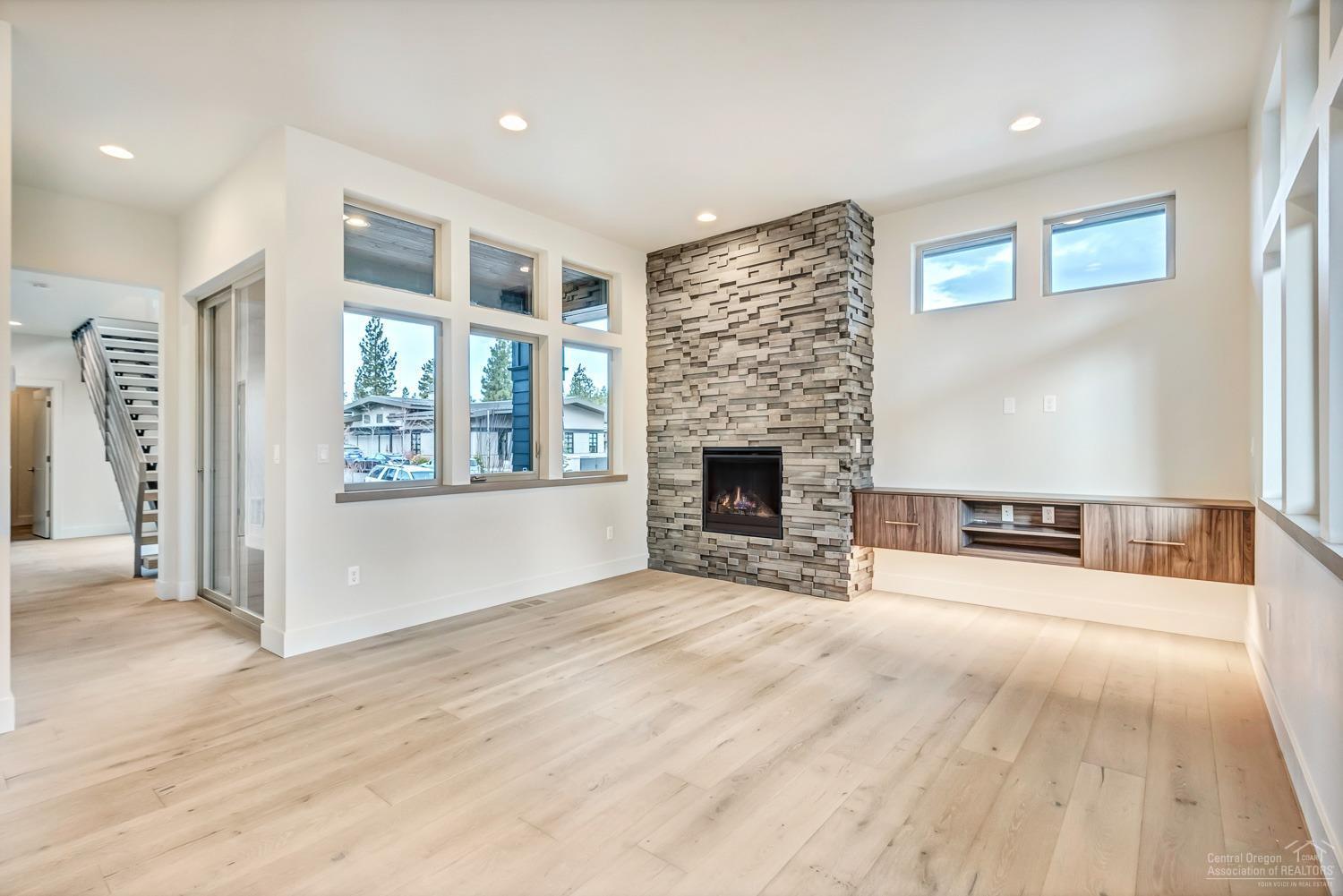 NorthWest Crossing - Residential