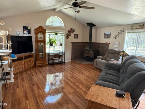 Tiny photo for 52505 Pine Drive, La Pine, OR 97739 (MLS # 220224290)