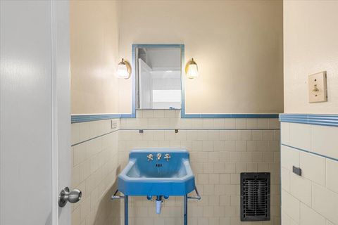 Tiny photo for 1300 Daisy Lane, Grants Pass, OR 97527 (MLS # 220219488)