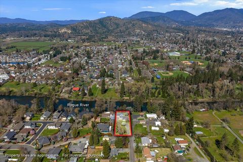 Tiny photo for 1300 Daisy Lane, Grants Pass, OR 97527 (MLS # 220219488)