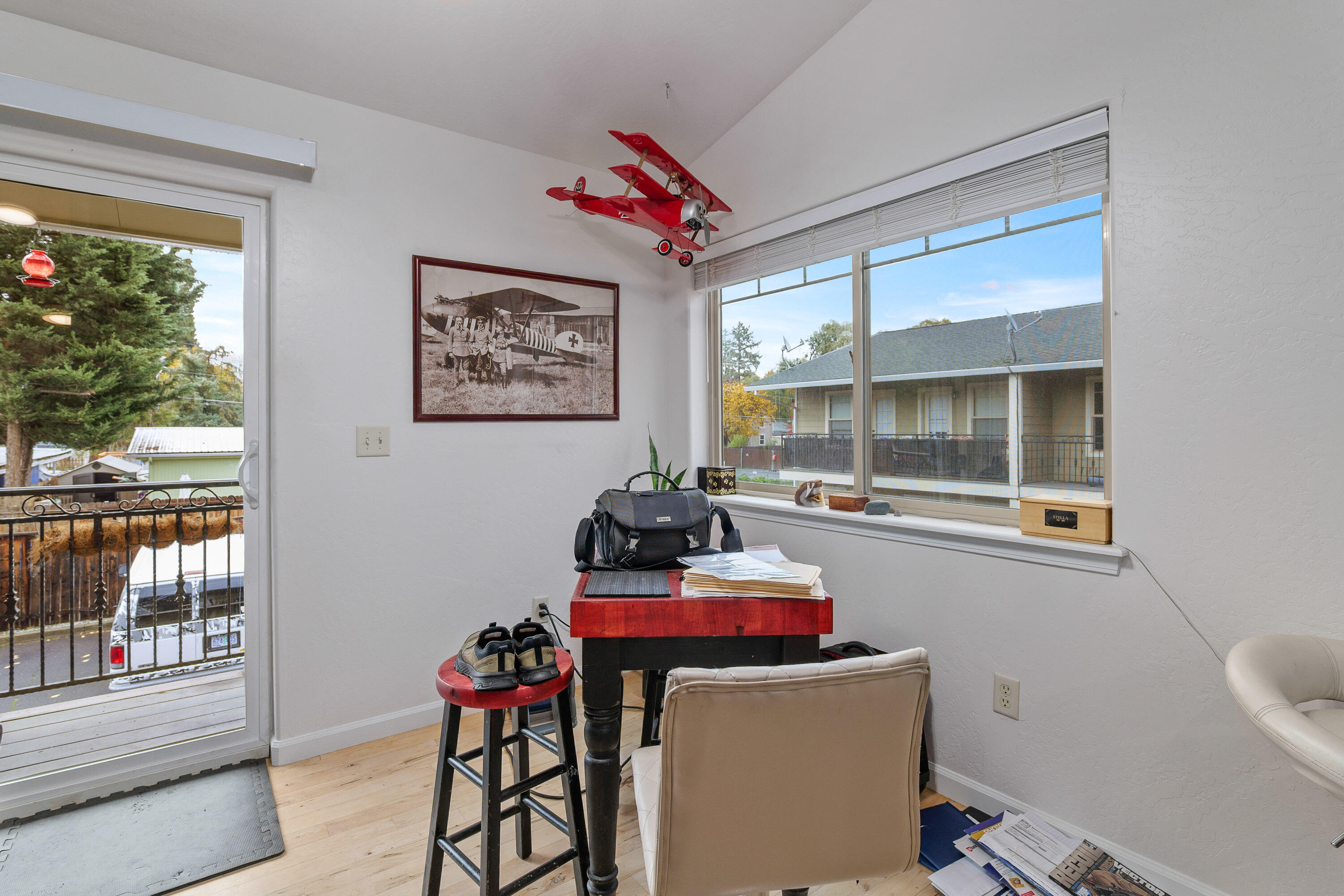 Madrone Villa Townhomes - Residential