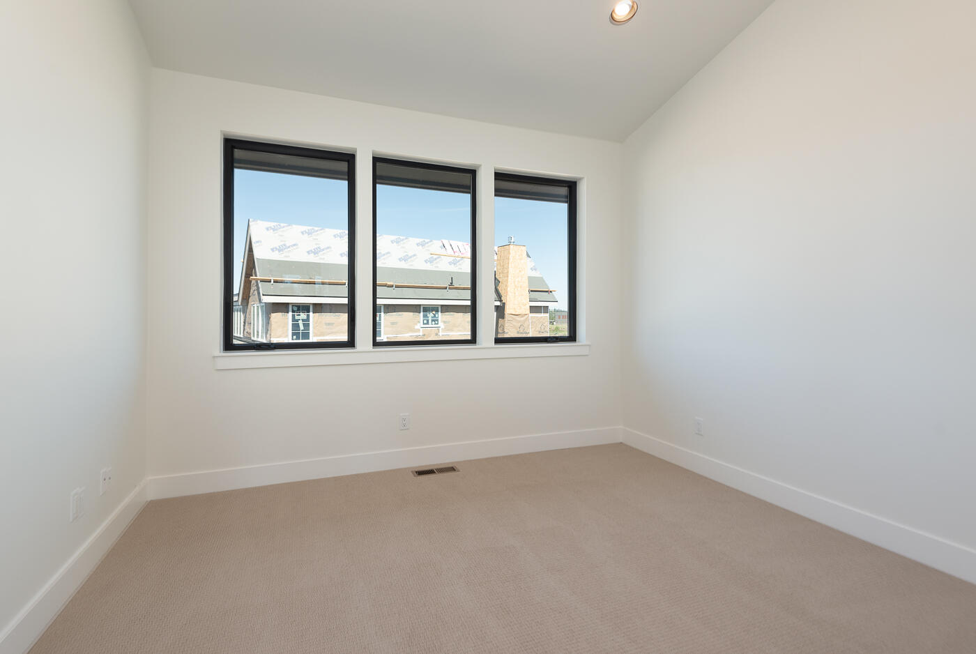 Discovery West Phase 5 - Residential