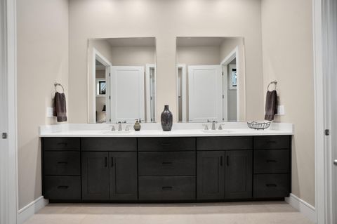 Tiny photo for 61547 Hosmer Lake Drive, Bend, OR 97702 (MLS # 220212651)